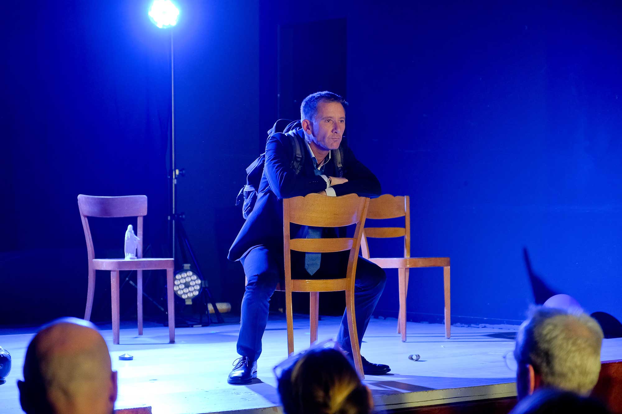 enfance sur scène théâtre Jongny Montreux Vevey Vaud Suisse Lausanne